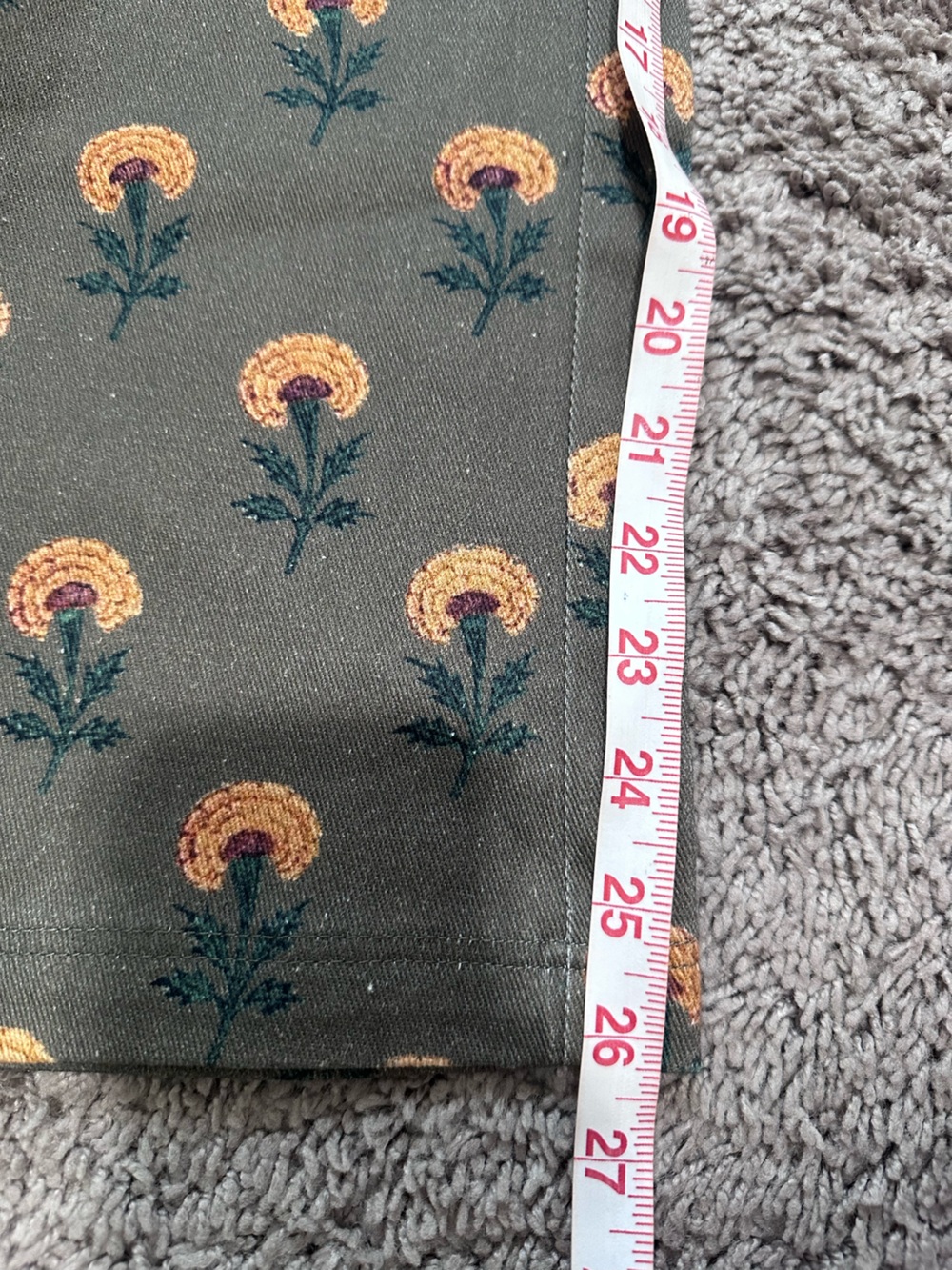 Entro Bethany Printed Wide Leg Pant in Olive/Moss - Picture 8 of 9